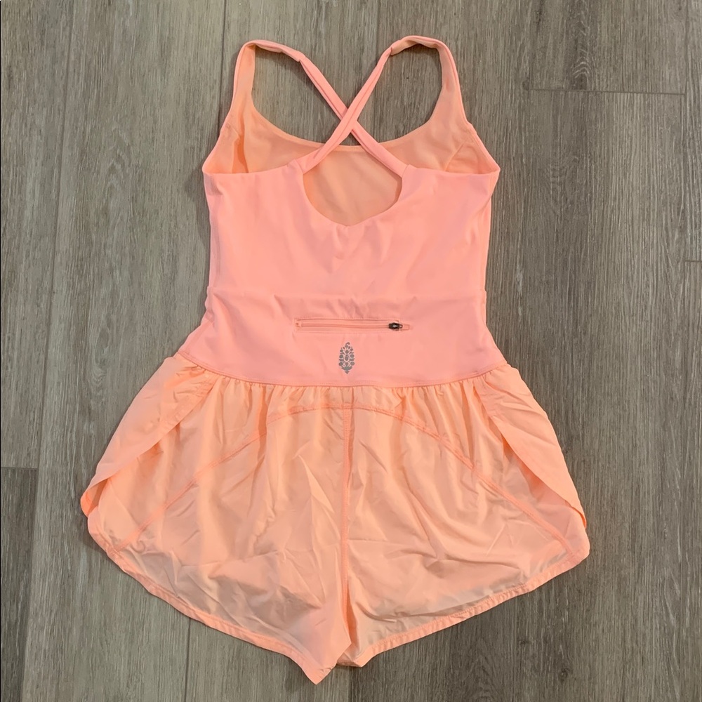 FP MOVEMENT Righteous Runsie NWT Pastel Peach - Picture 5 of 8